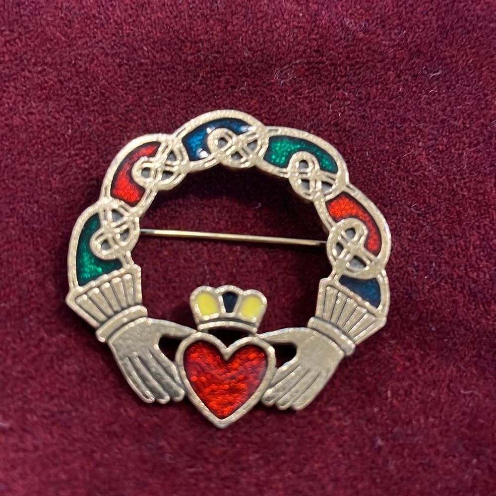 Claddagh brooch